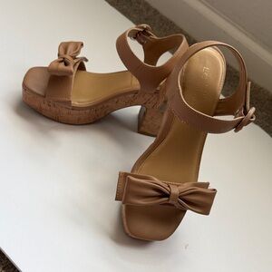 LC Lauren Conrad Brown Bow Platform Heels